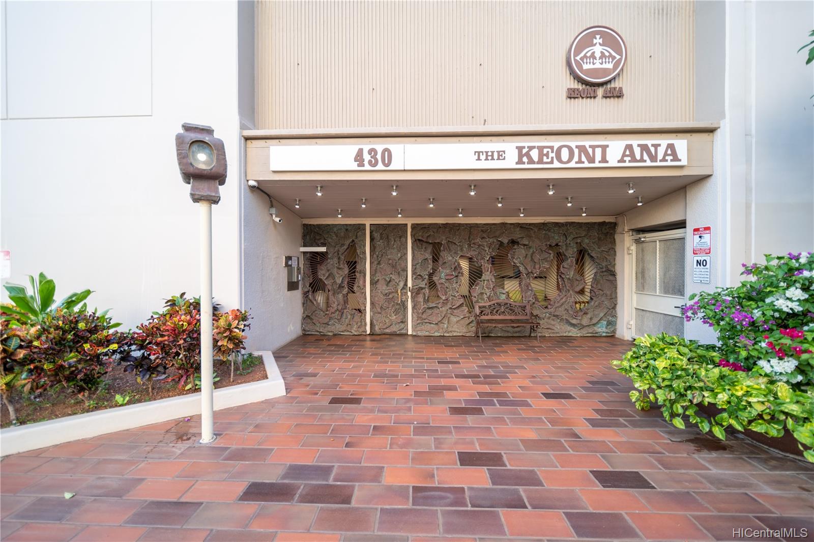 430 Keoniana Street #105, Honolulu, HI 96815