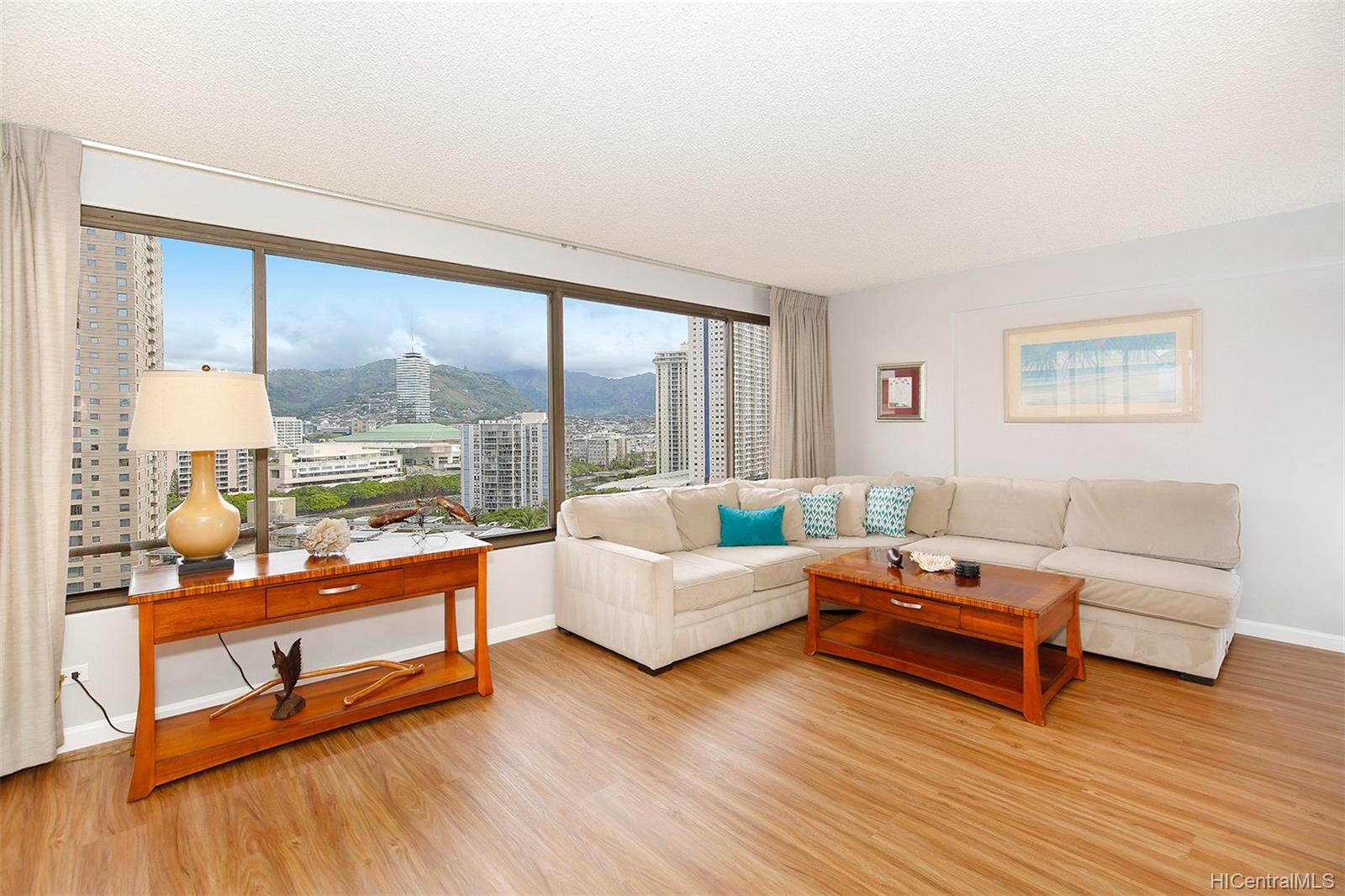 1778 Ala Moana Boulevard #1704, Honolulu, HI 96815