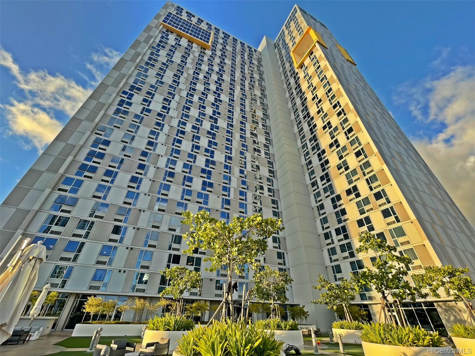 988 Halekauwila Street #1808, Honolulu, HI 96814