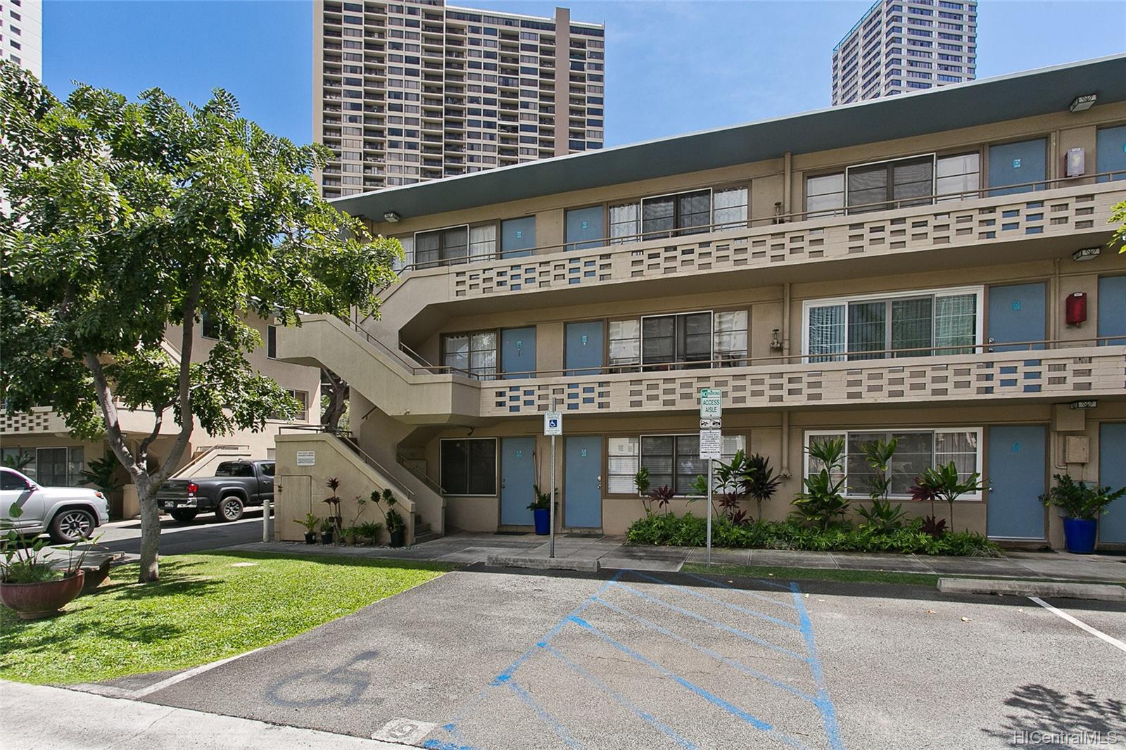 1821 Lipeepee Street #101, Honolulu, HI 96815