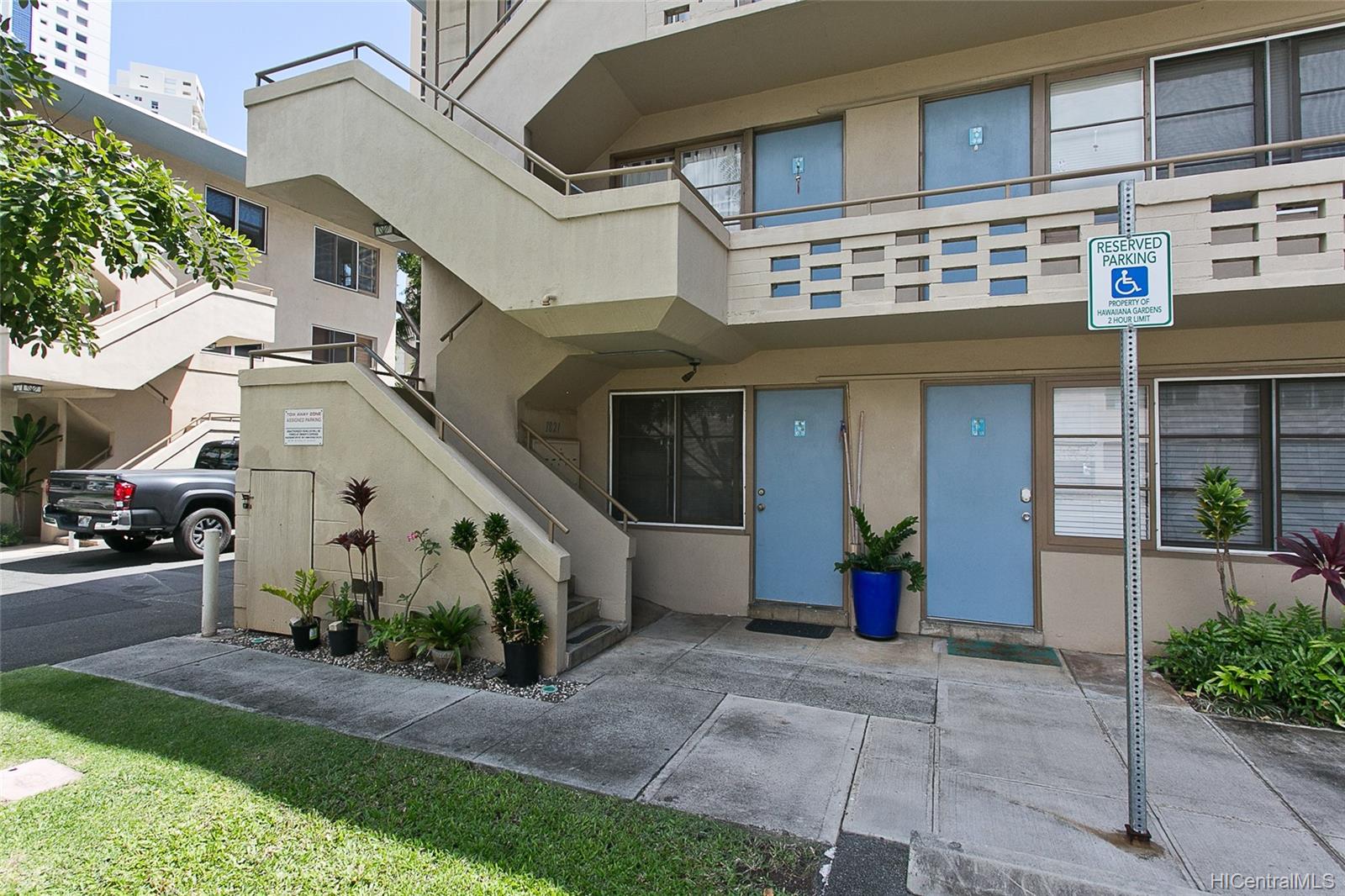 1821 Lipeepee Street #101, Honolulu, HI 96815