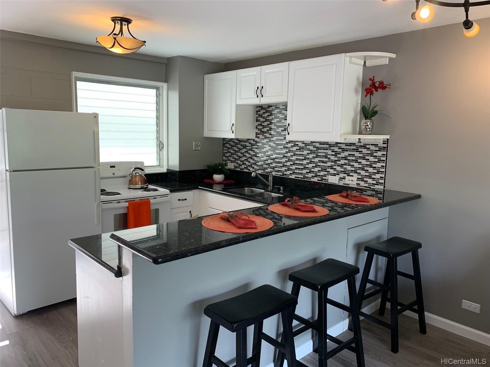 1535 Punahou Street #503, Honolulu, HI 96822