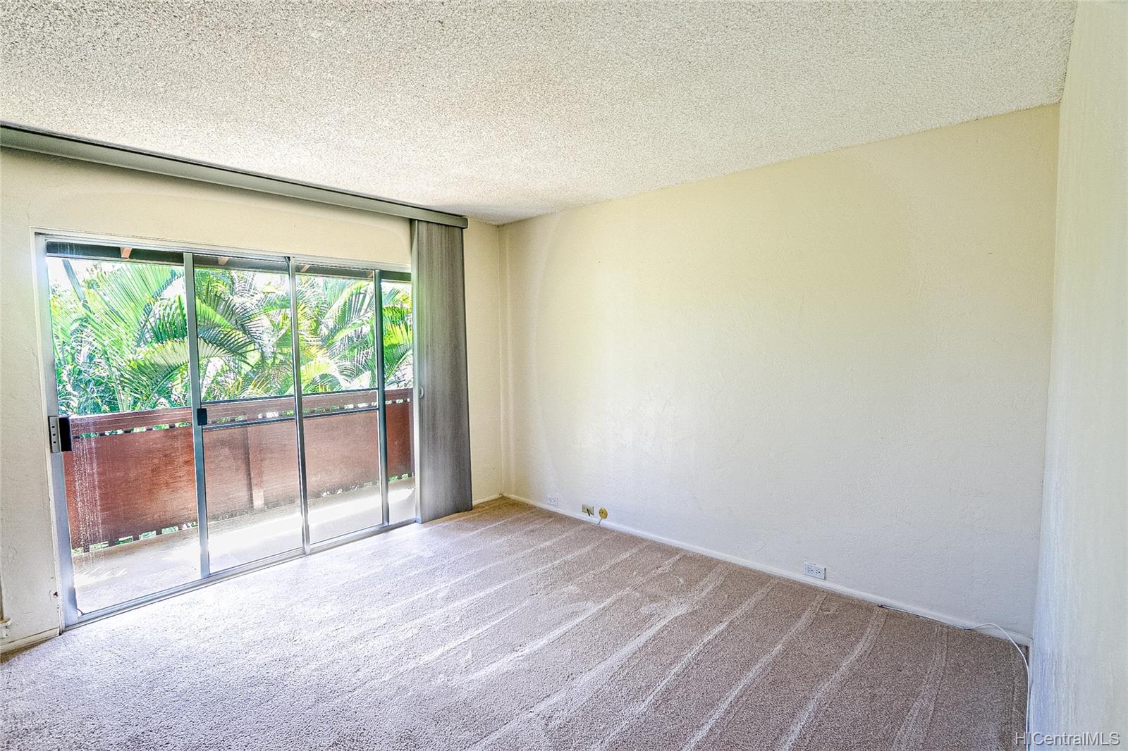 6227 Kawaihae Place #C102, Honolulu, HI 96825