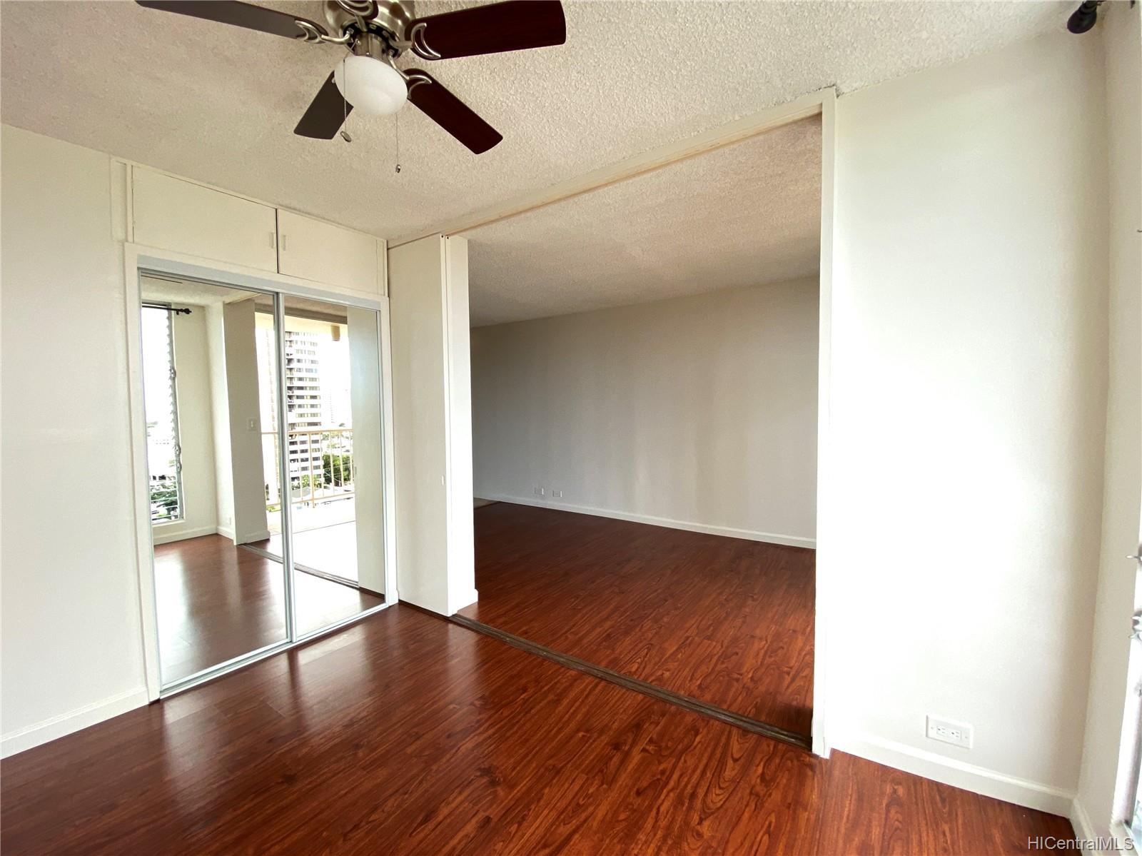 1535 Pensacola Street #811, Honolulu, HI 96822