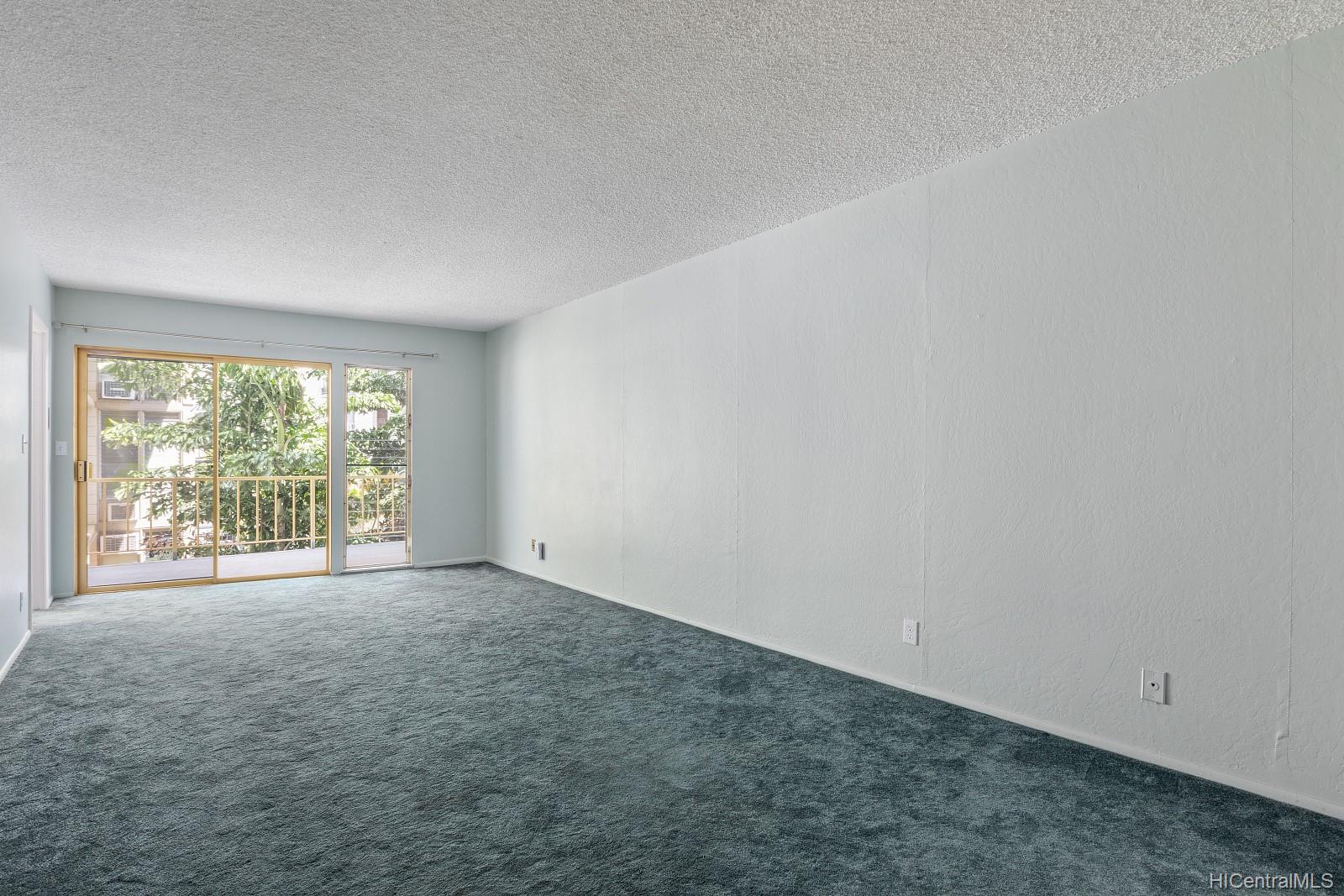 3071 Pualei Circle #102, Honolulu, HI 96815