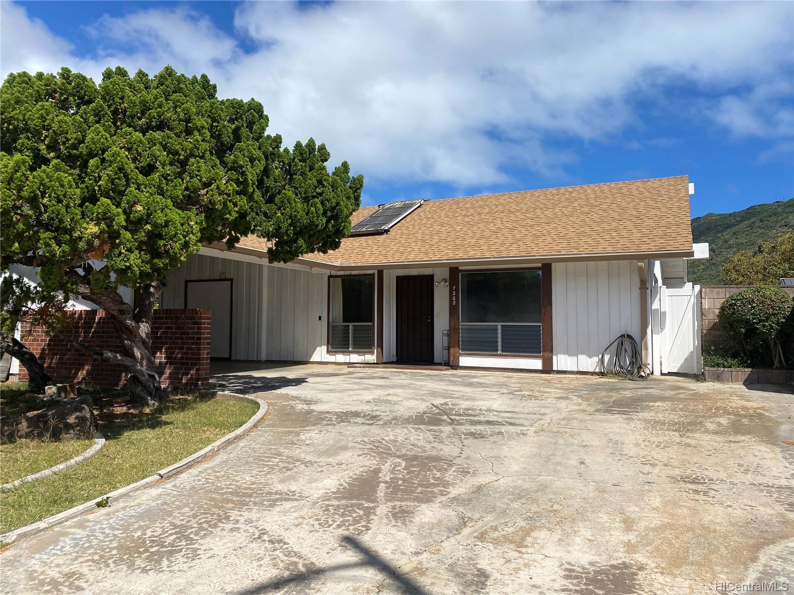 7202 Opaekaa Street Honolulu, HI 96825