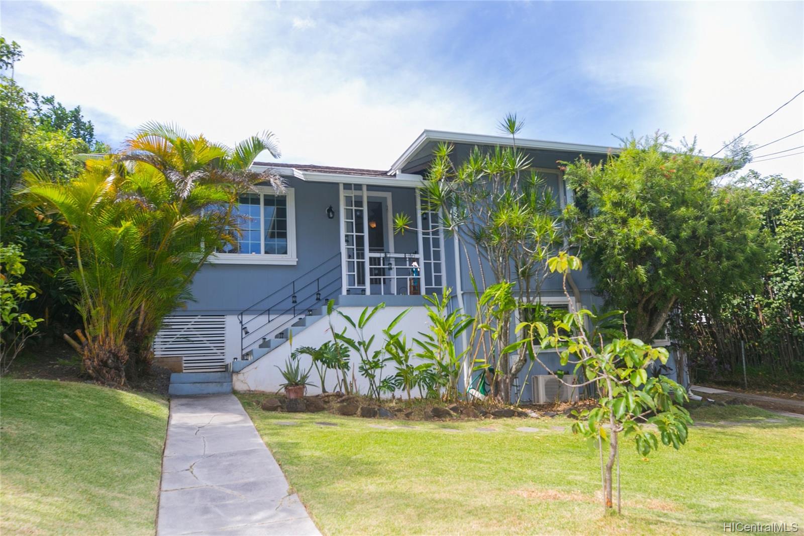 2523 Pamoa Road Honolulu, HI 96822