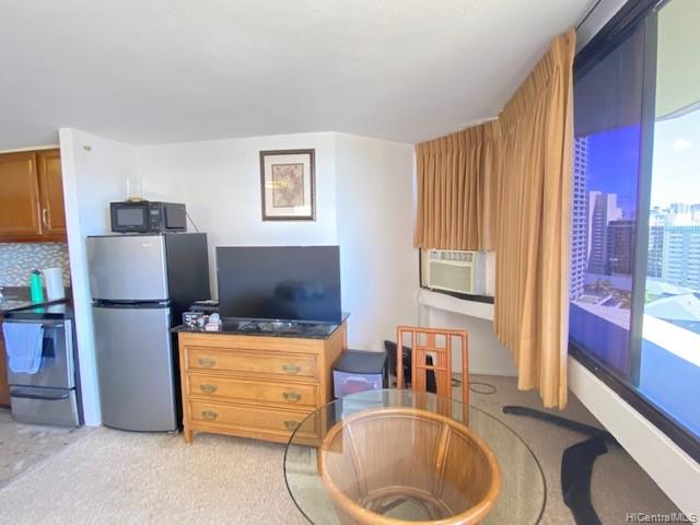 1700 Ala Moana Boulevard #1904, Honolulu, HI 96815