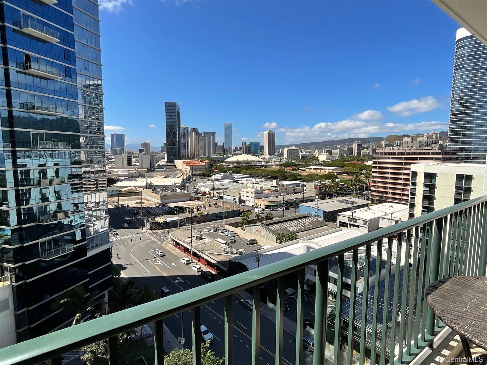 88 Piikoi Street #1302, Honolulu, HI 96814