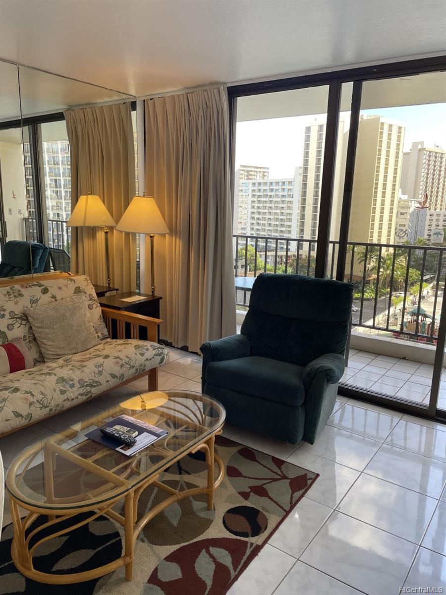 201 Ohua Avenue #1110-II, Honolulu, HI 96815