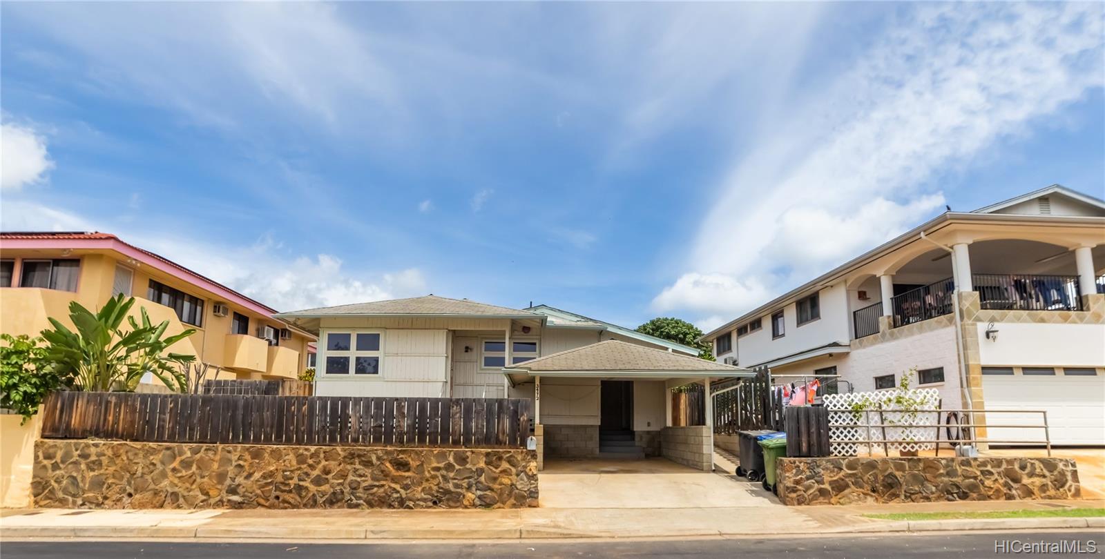 3472 Upper Street Honolulu, HI 96815