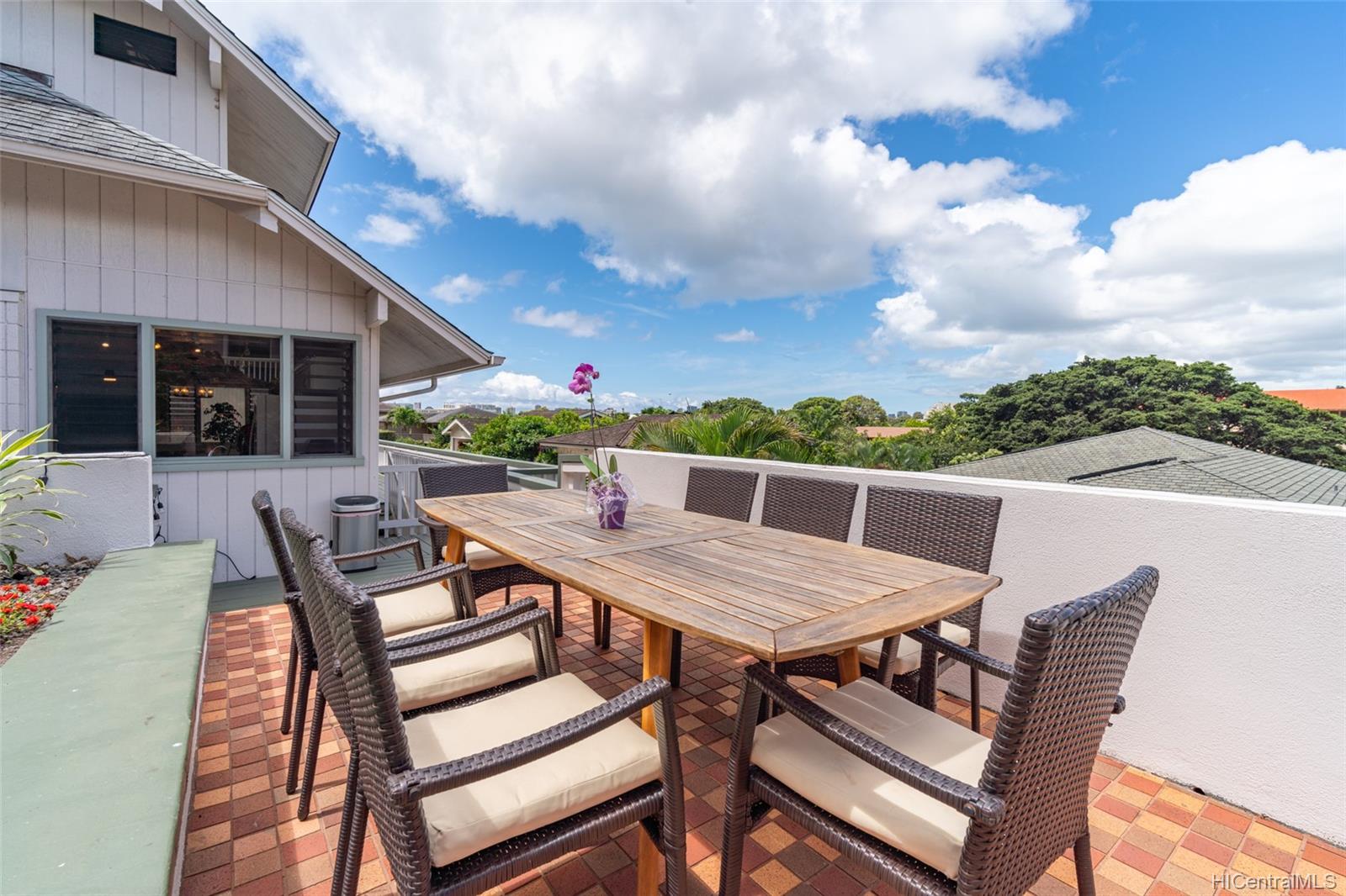 2787 Kalawao Street #42, Honolulu, HI 96822