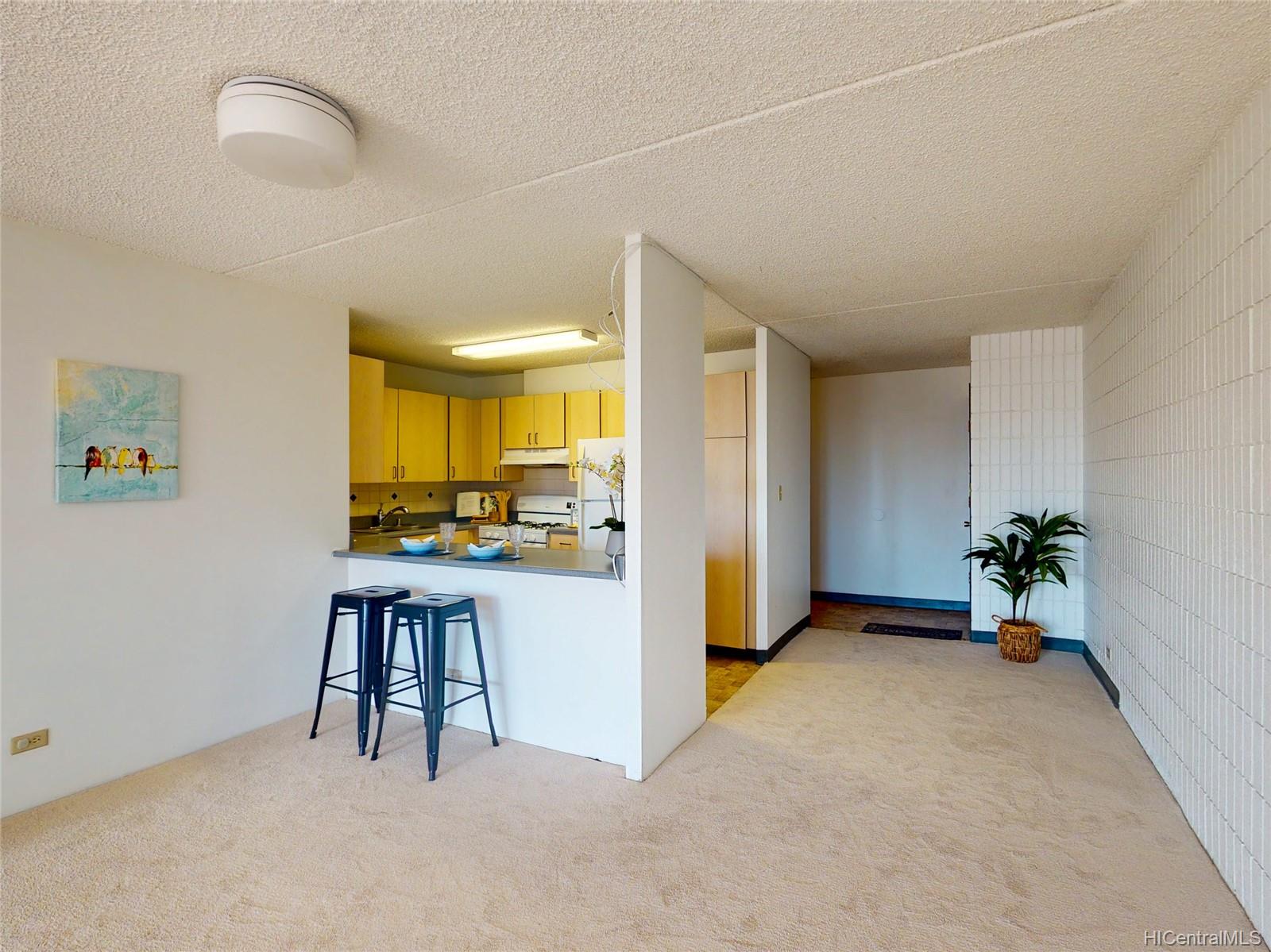 1326 Keeaumoku Street #701, Honolulu, HI 96814