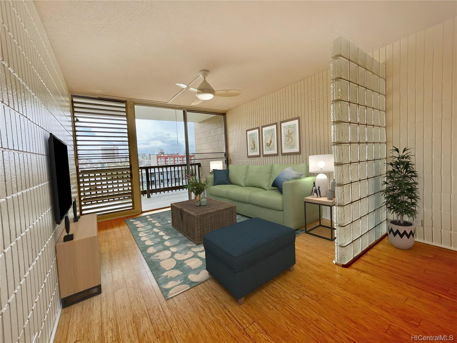 1524 Pensacola Street #205, Honolulu, HI 96822