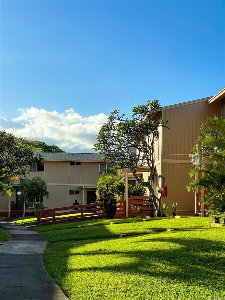 98-1375 Nola Street #A-33, Pearl City, HI 96782