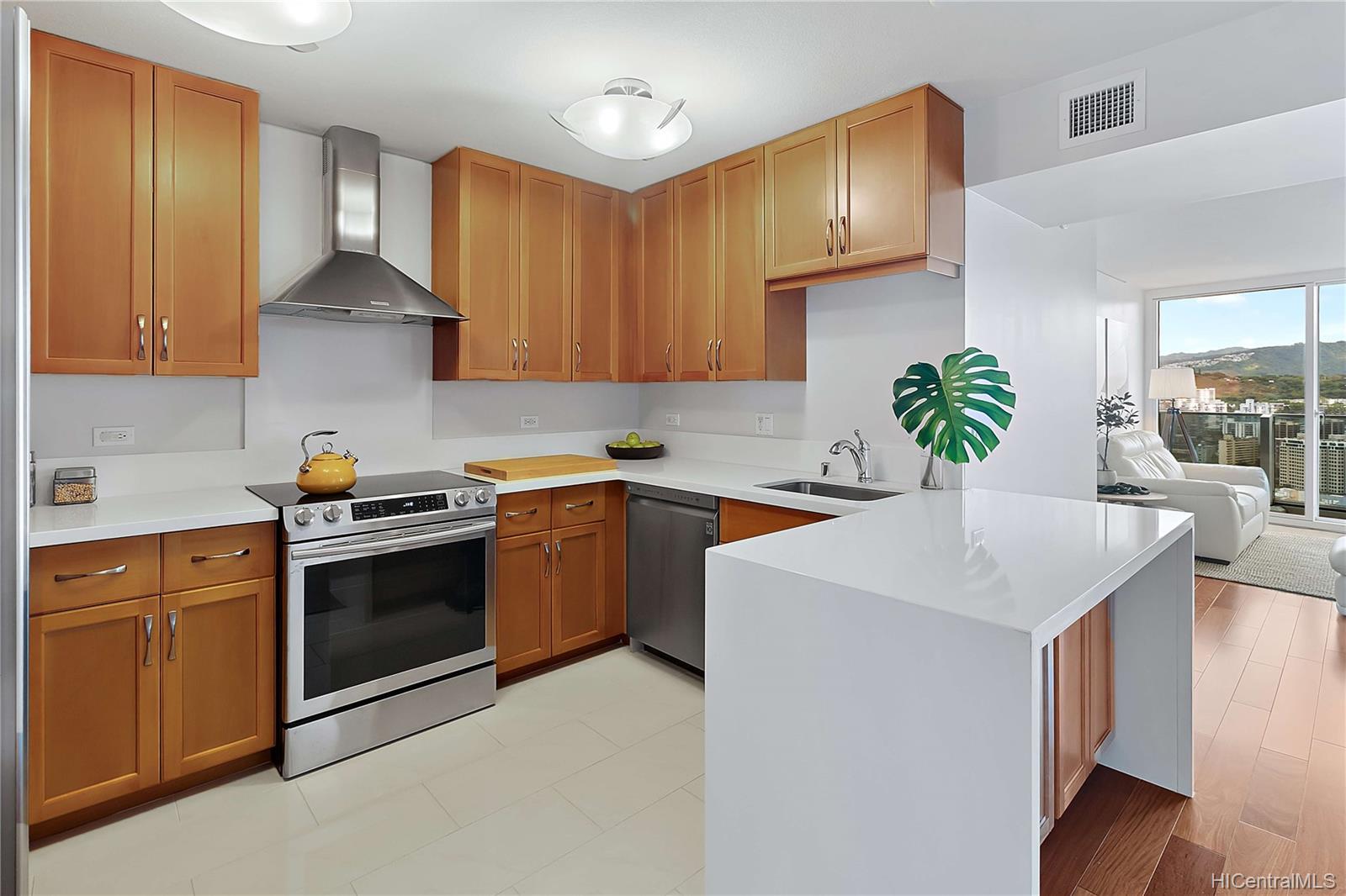 1296 Kapiolani Boulevard #3702, Honolulu, HI 96814