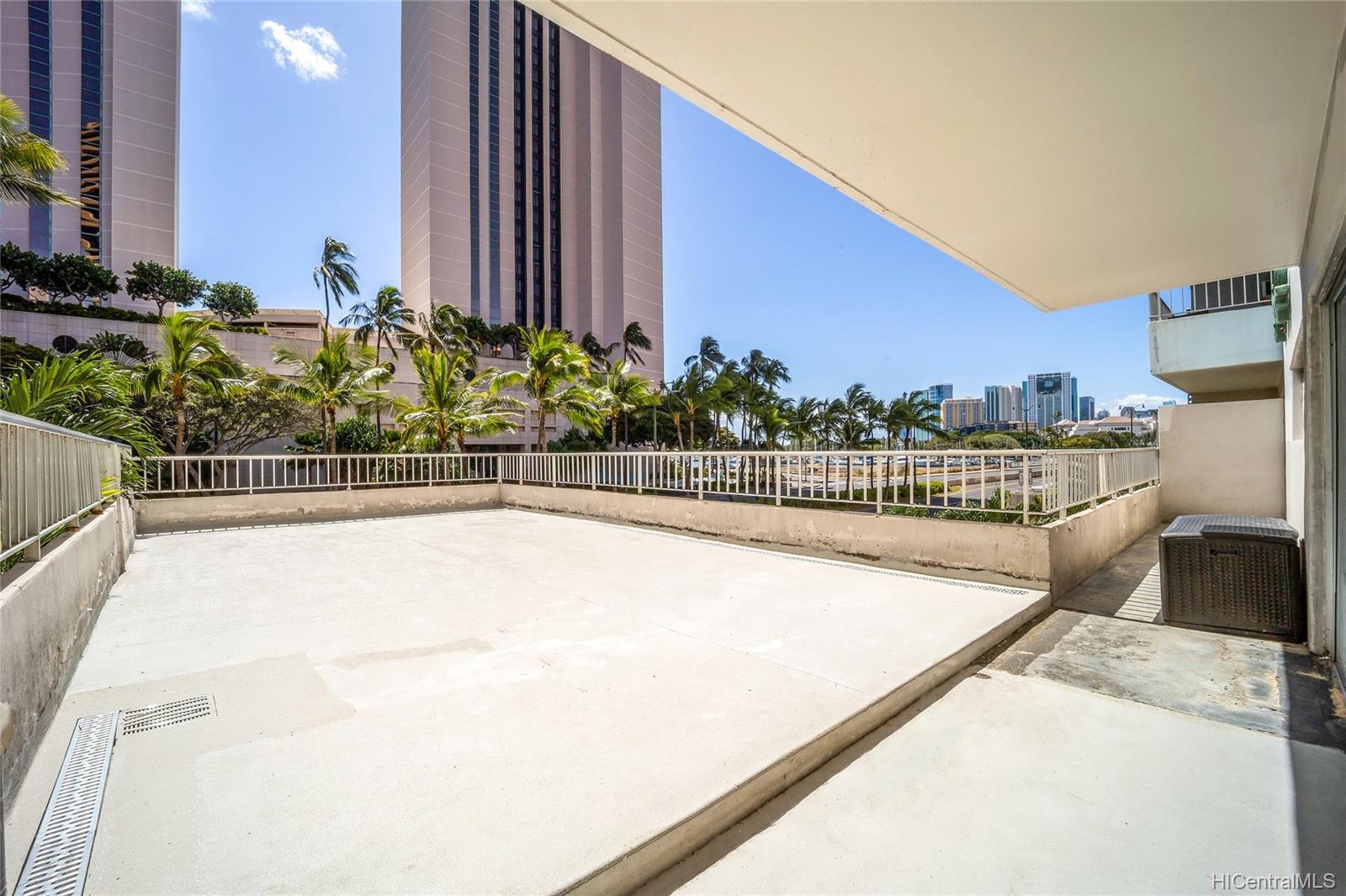 1690 Ala Moana Boulevard #205, Honolulu, HI 96815