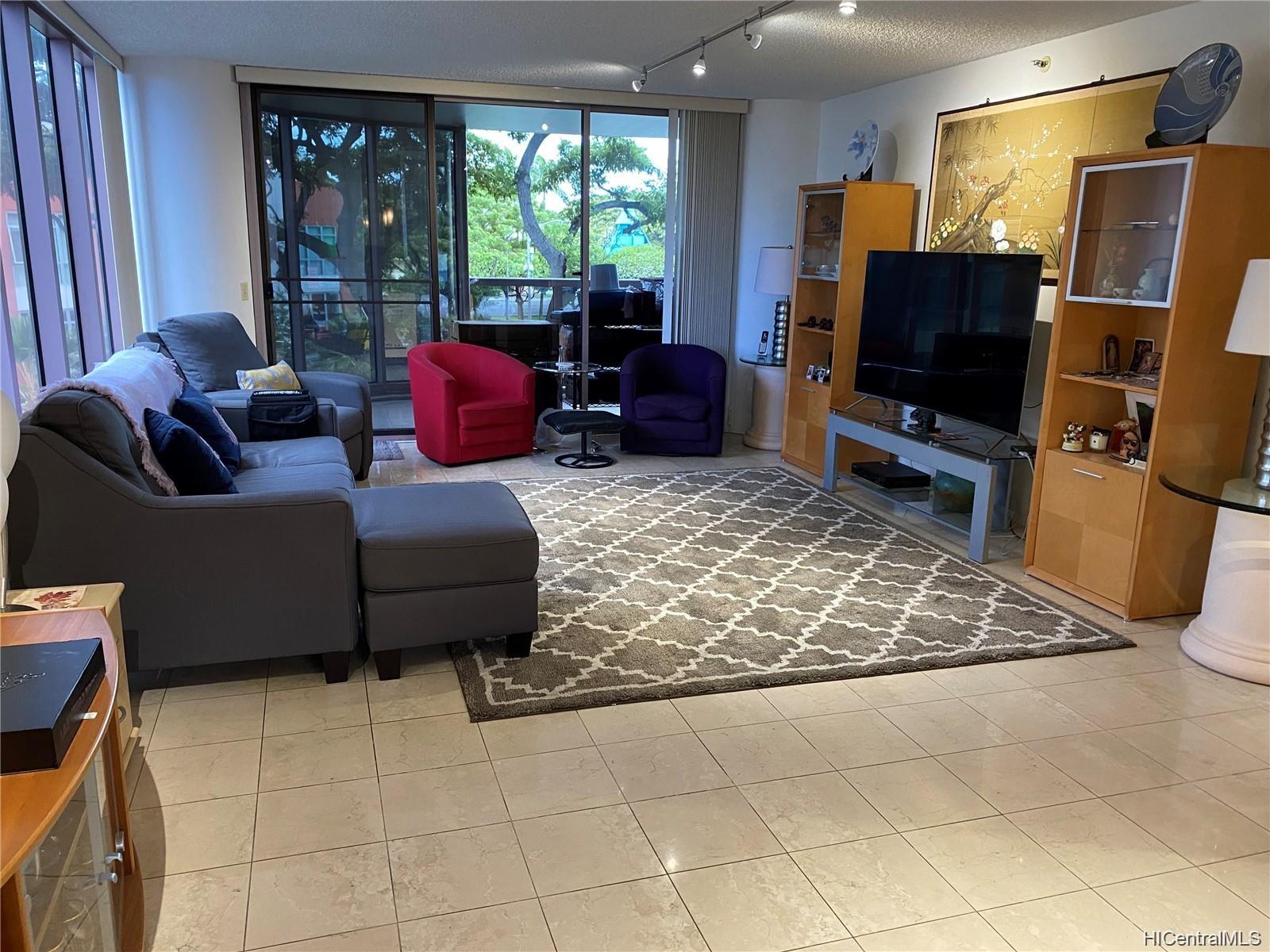 415 South Street #Makai 201, Honolulu, HI 96813