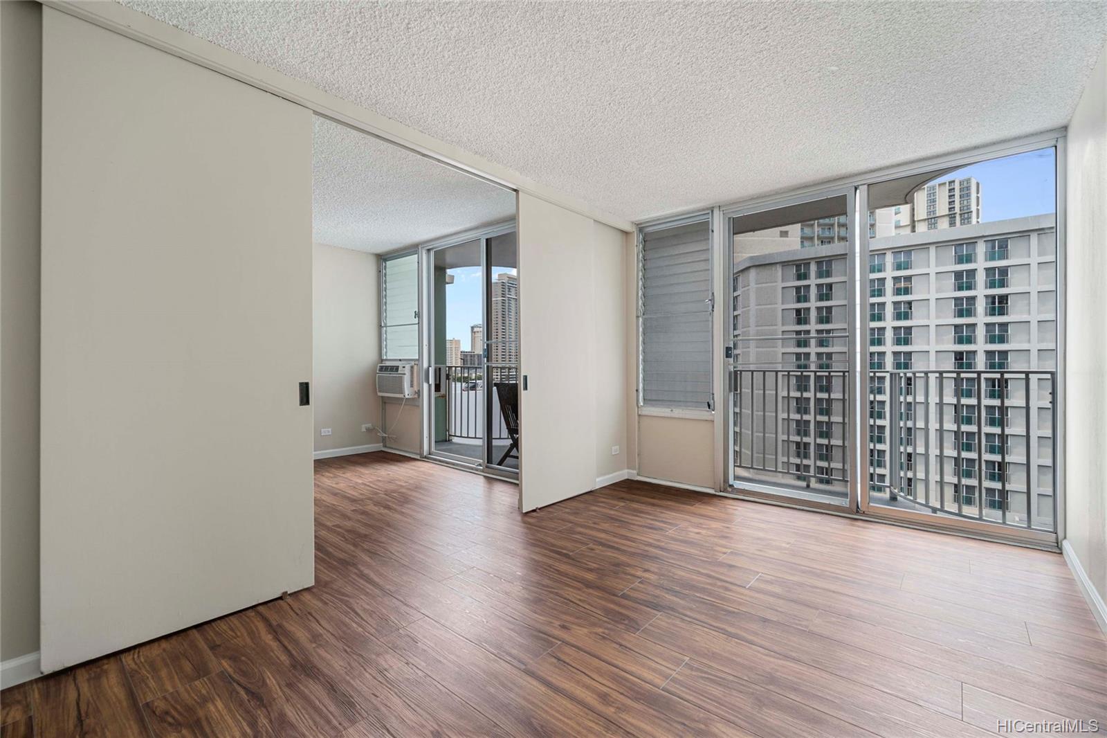 1617 Kapiolani Boulevard #1105, Honolulu, HI 96814