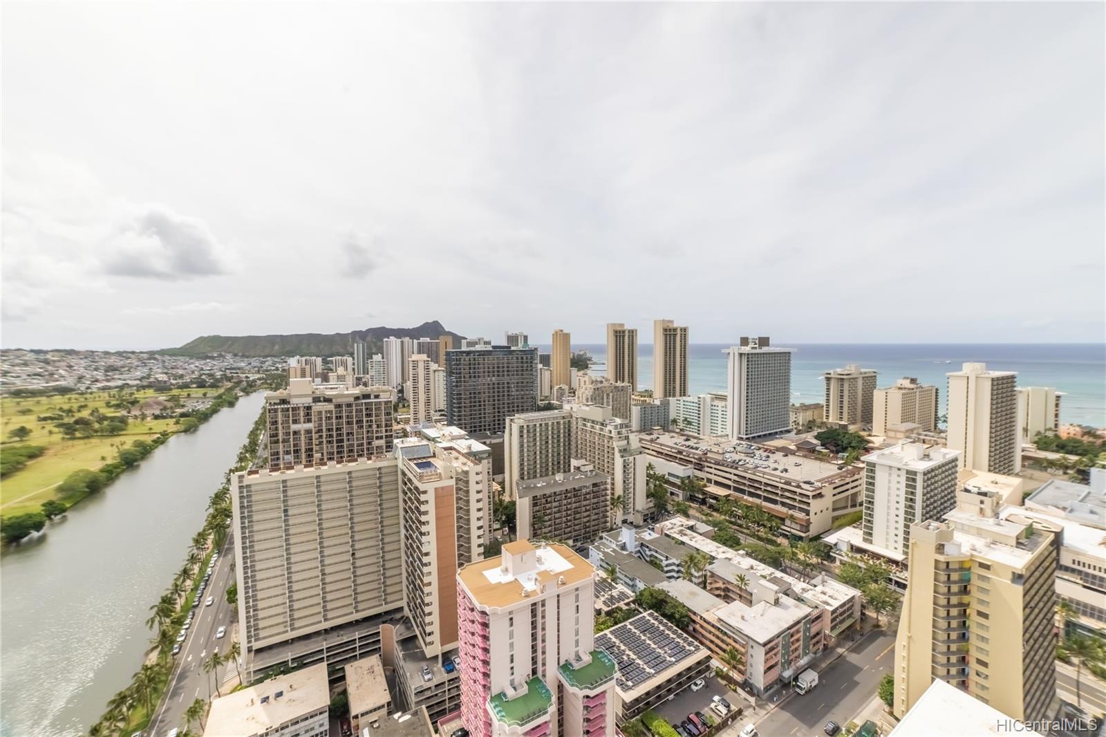 445 Seaside Avenue #3903, Honolulu, HI 96815