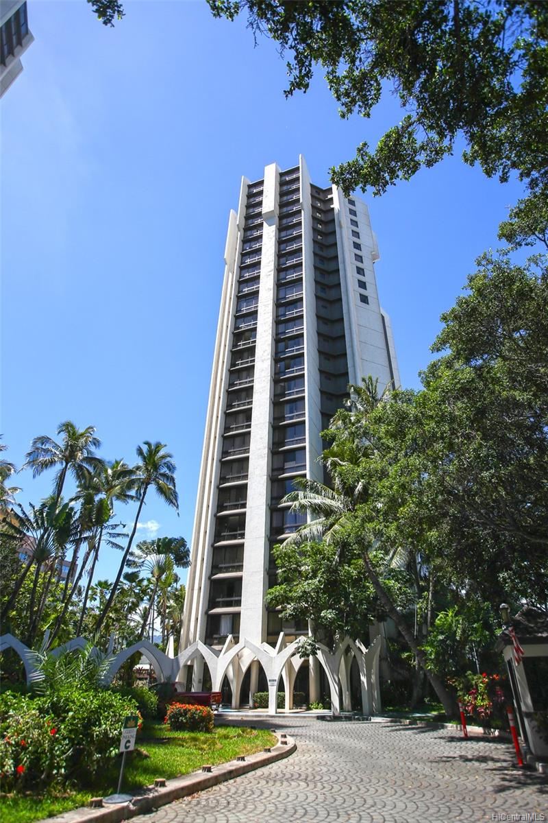 300 Wai Nani Way #I-705, Honolulu, HI 96815