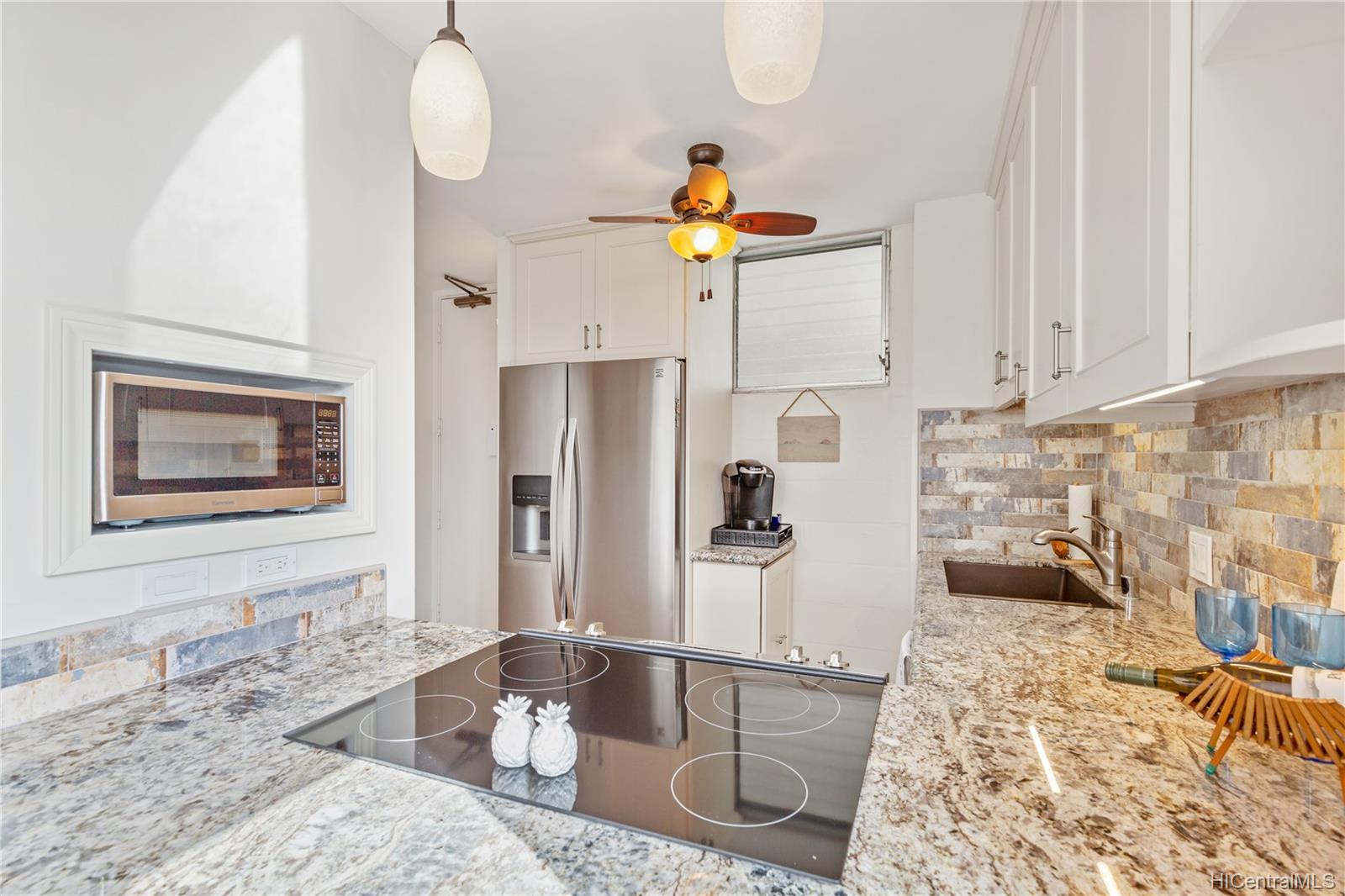 1848 Kahakai Drive #1801, Honolulu, HI 96814