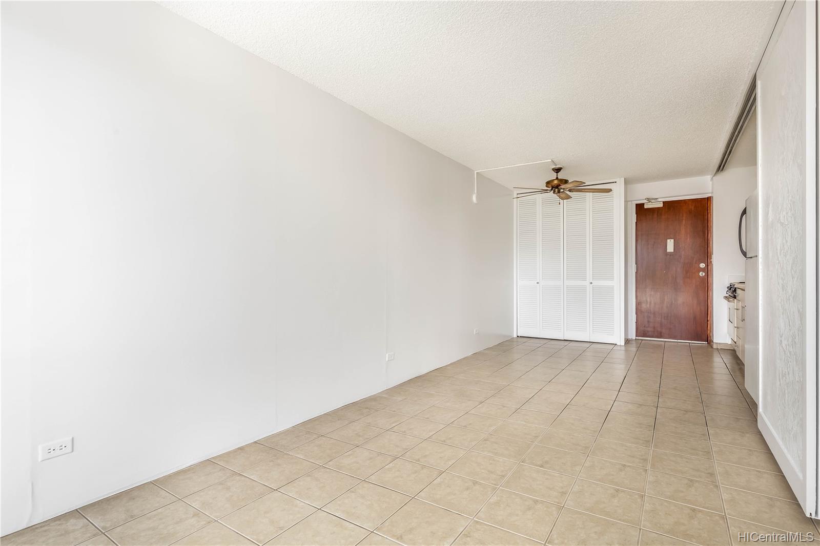 1655 Makaloa Street #1614, Honolulu, HI 96814