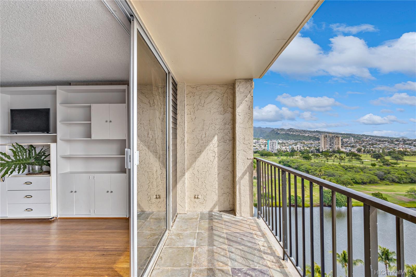 2345 Ala Wai Boulevard #1716, Honolulu, HI 96815