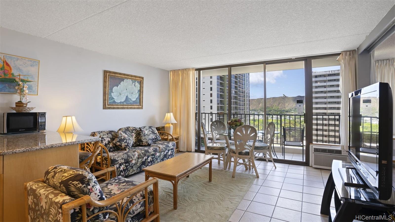 201 Ohua Avenue #2011-1, Honolulu, HI 96815