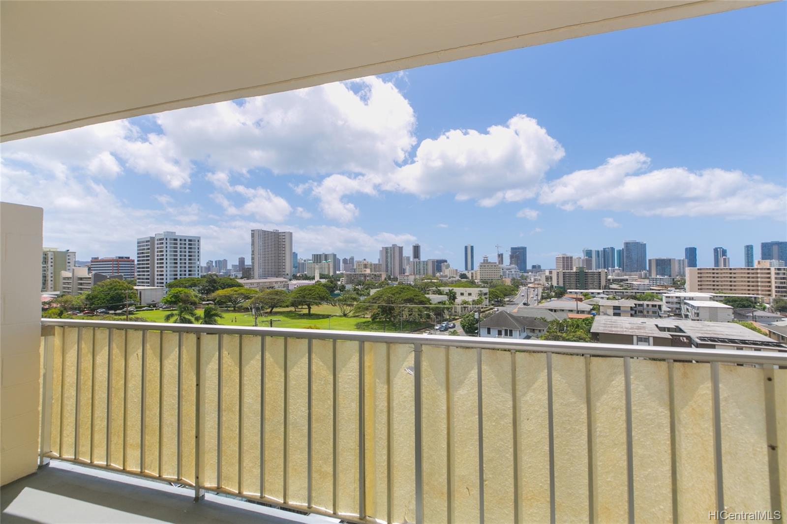 1620 Keeaumoku Street #706, Honolulu, HI 96822