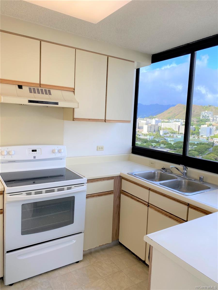 876 Curtis Street #2003, Honolulu, HI 96813