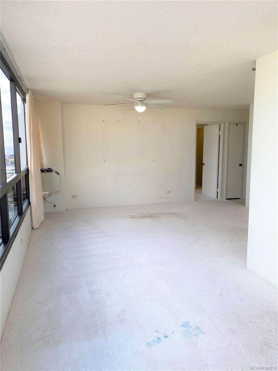 876 Curtis Street #2003, Honolulu, HI 96813