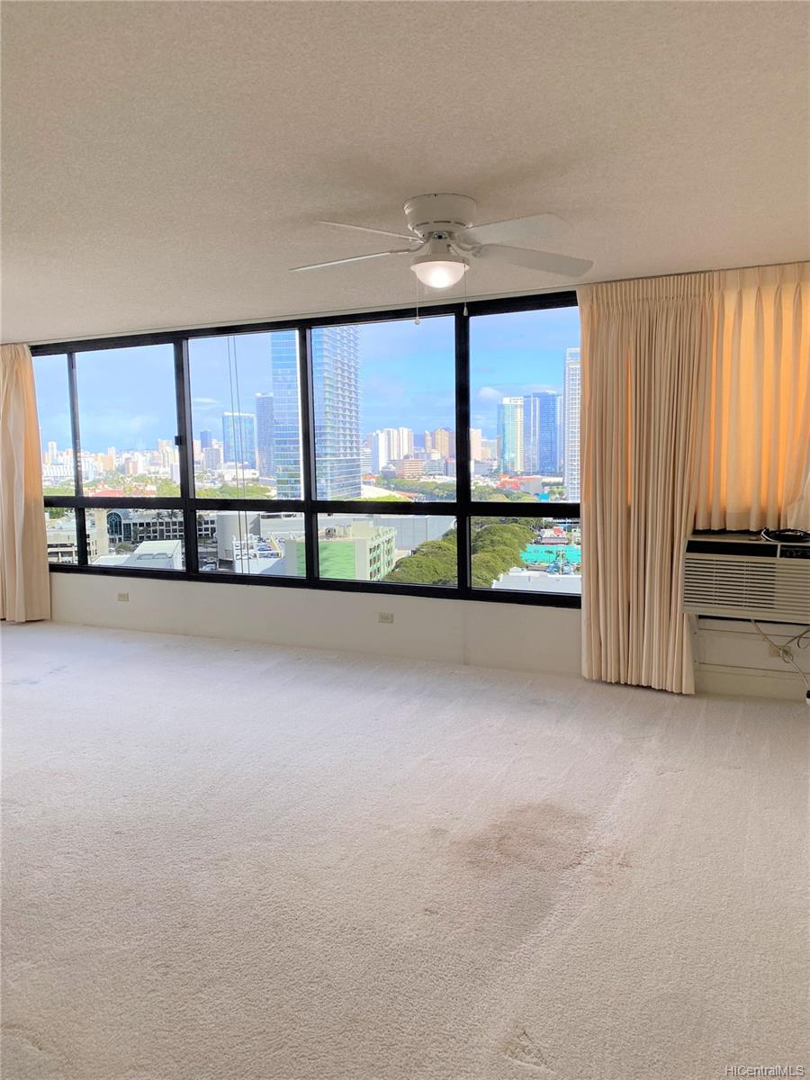 876 Curtis Street #2003, Honolulu, HI 96813