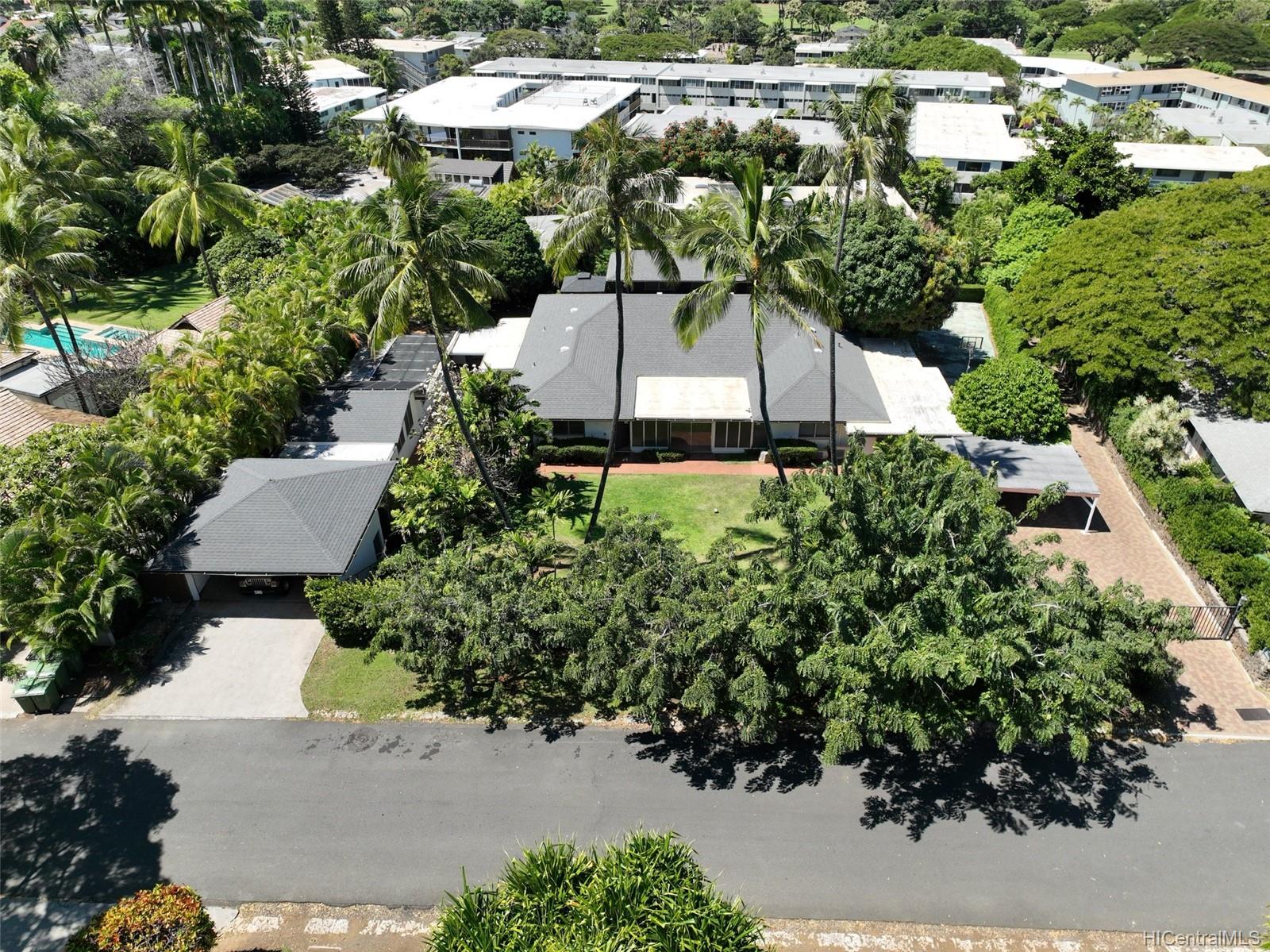 3222 Noela Drive Honolulu, HI 96815