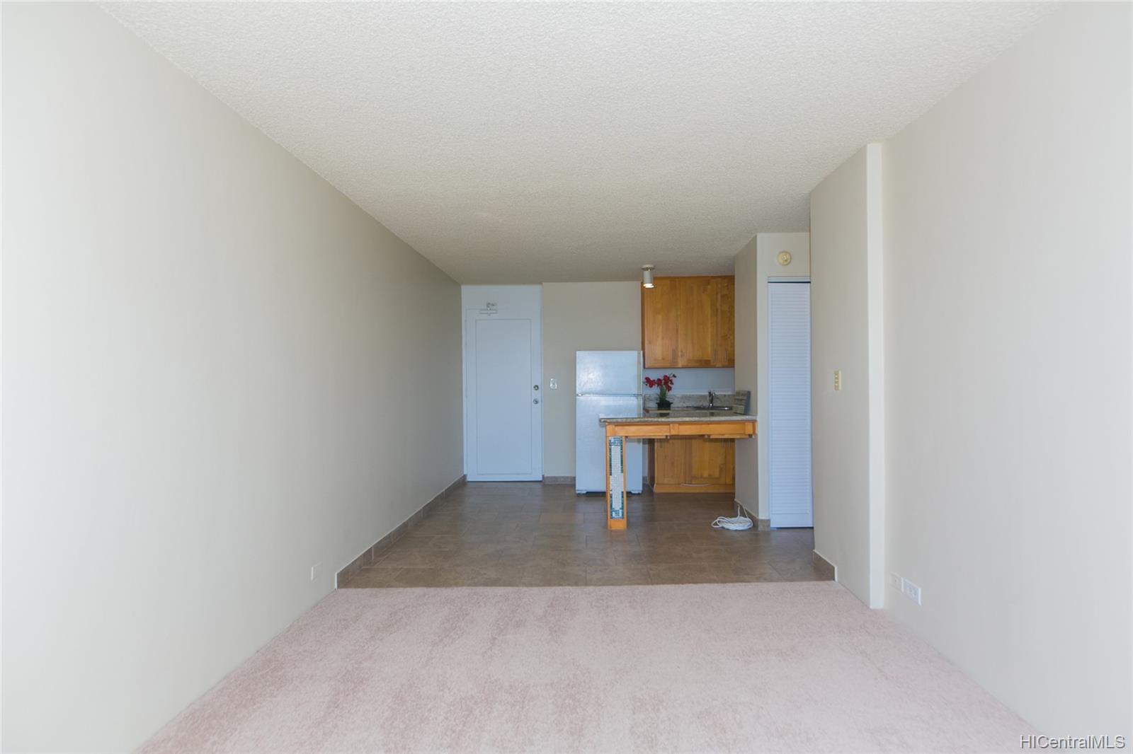 2637 Kuilei Street #A104, Honolulu, HI 96826