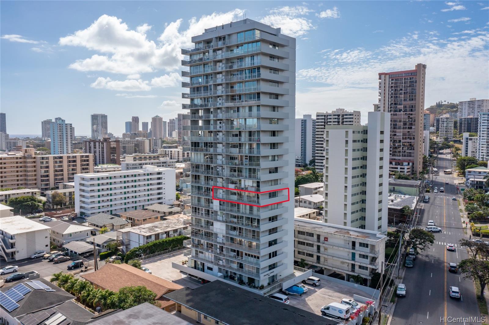 1325 Wilder Avenue #9, Honolulu, HI 96822