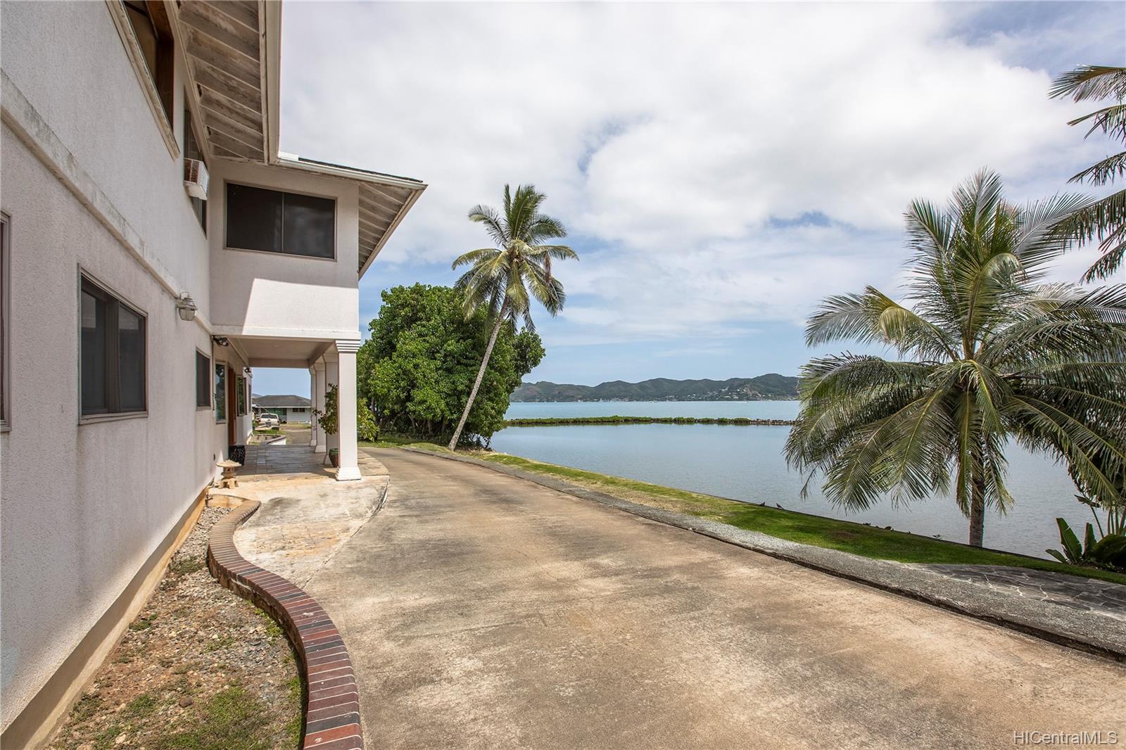 45-031 Lilipuna Place Kaneohe, HI 96744