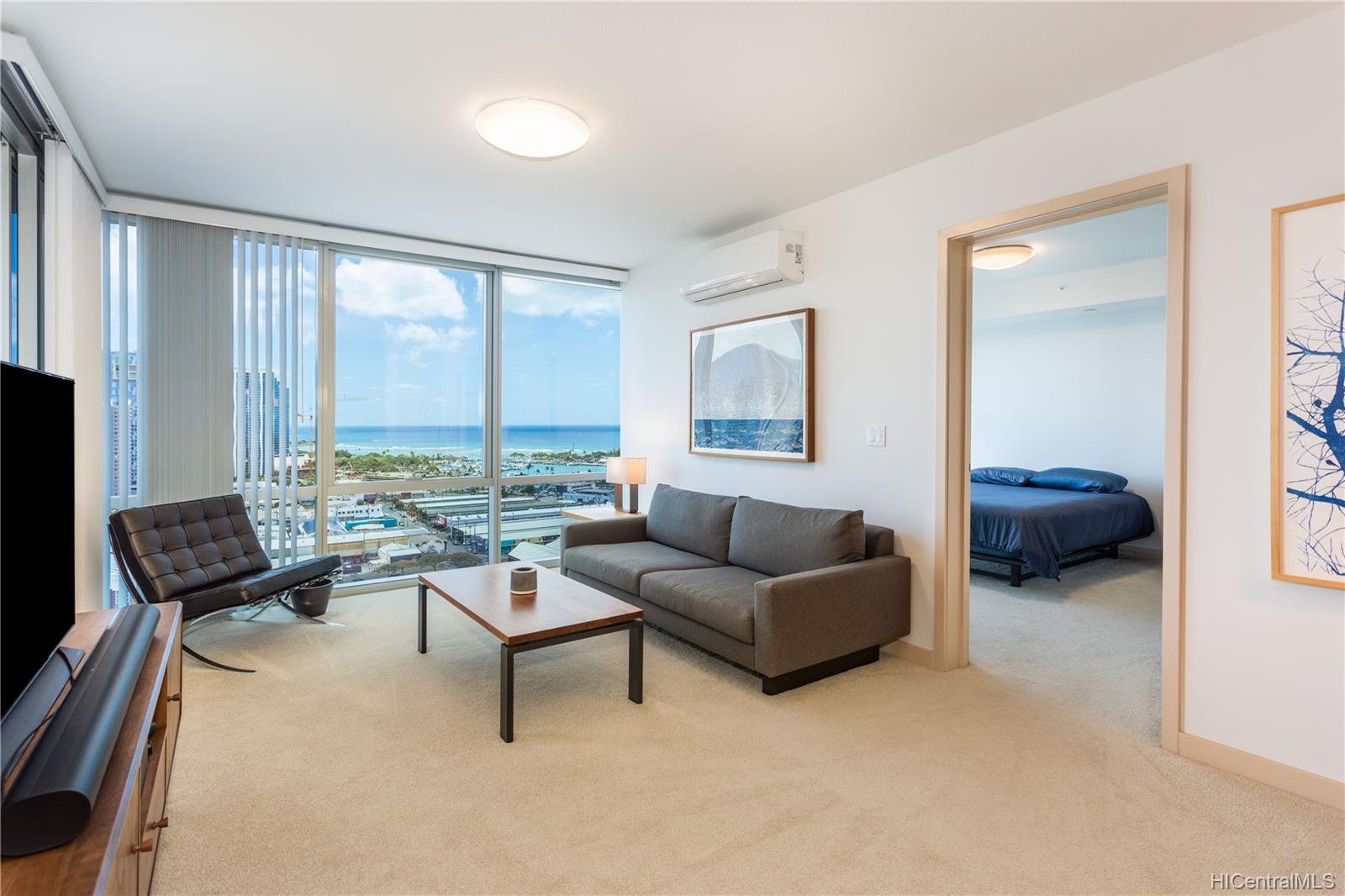 555 South Street #2402, Honolulu, HI 96813