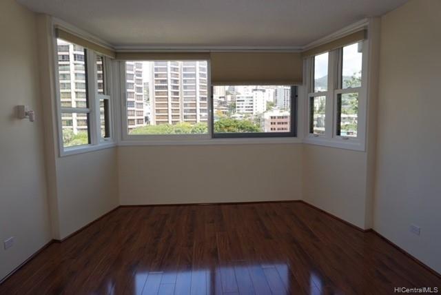 1050 Kinau Street #902, Honolulu, HI 96814