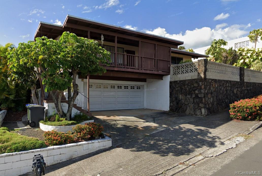 1470 Kaminaka Drive Honolulu, HI 96816