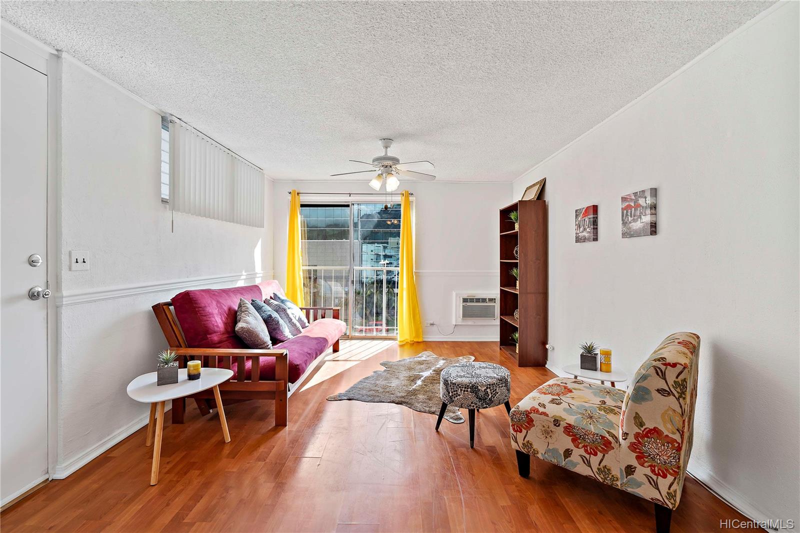 1643 Clark Street #405, Honolulu, HI 96822