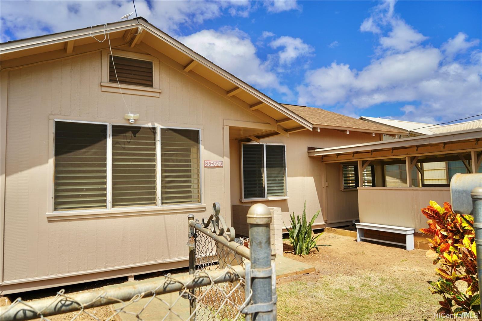 85-929 Midway Street Waianae, HI 96792