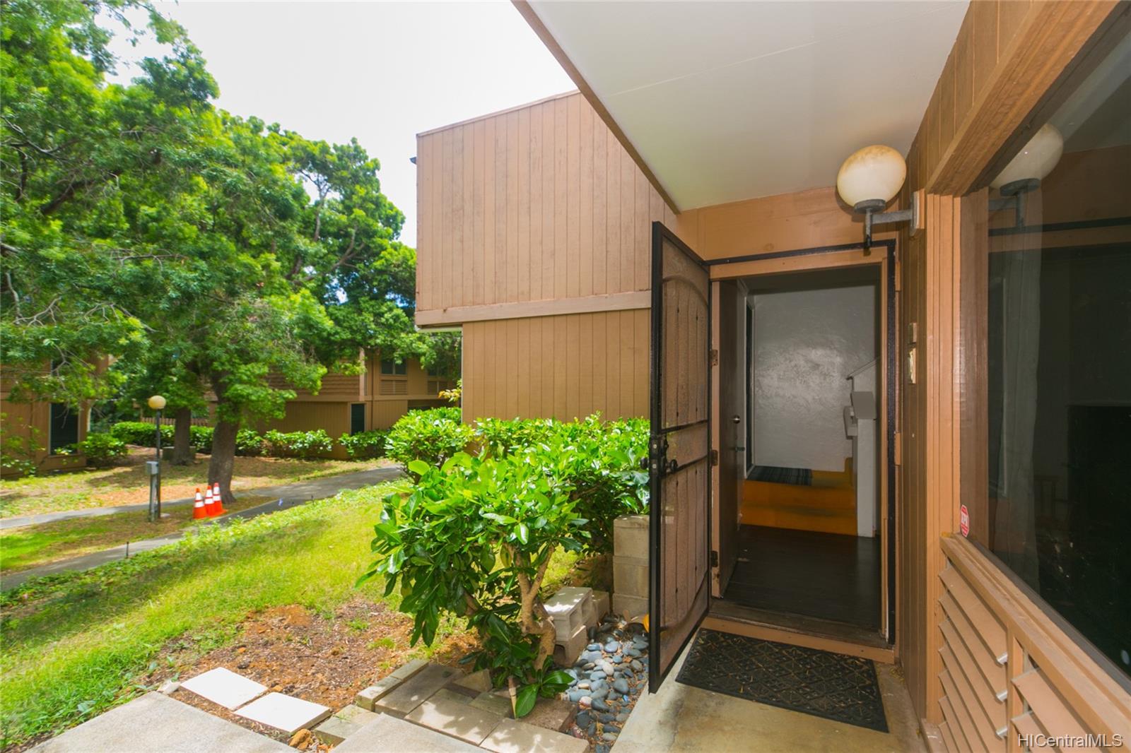 385C Haleloa Place #A503, Honolulu, HI 96821