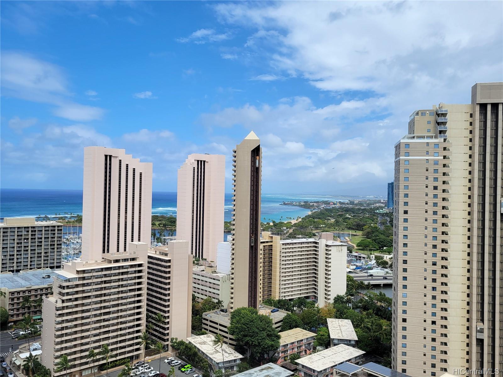 411 Hobron Lane #3012, Honolulu, HI 96815