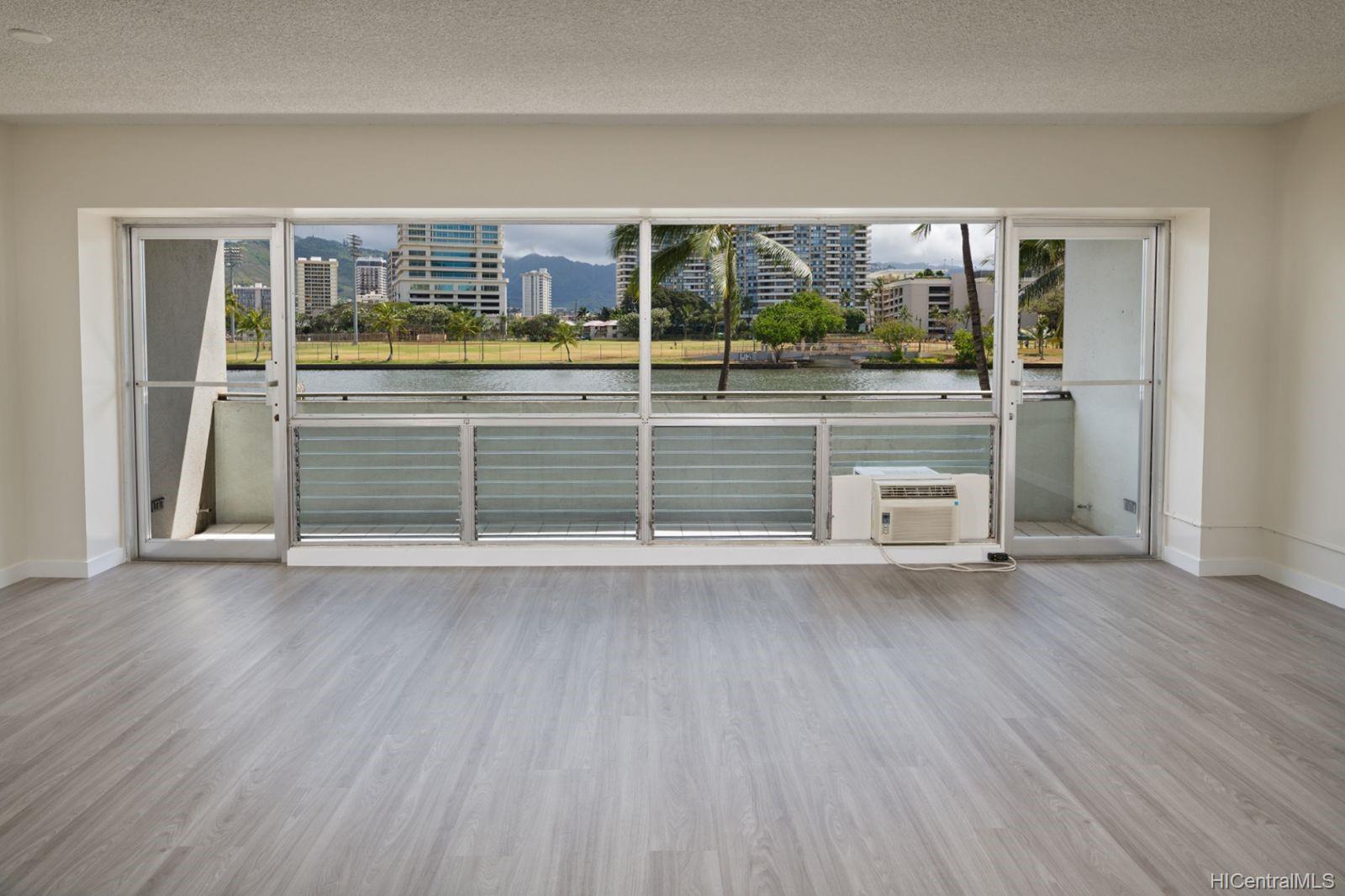 2015 Ala Wai Boulevard #2B, Honolulu, HI 96815