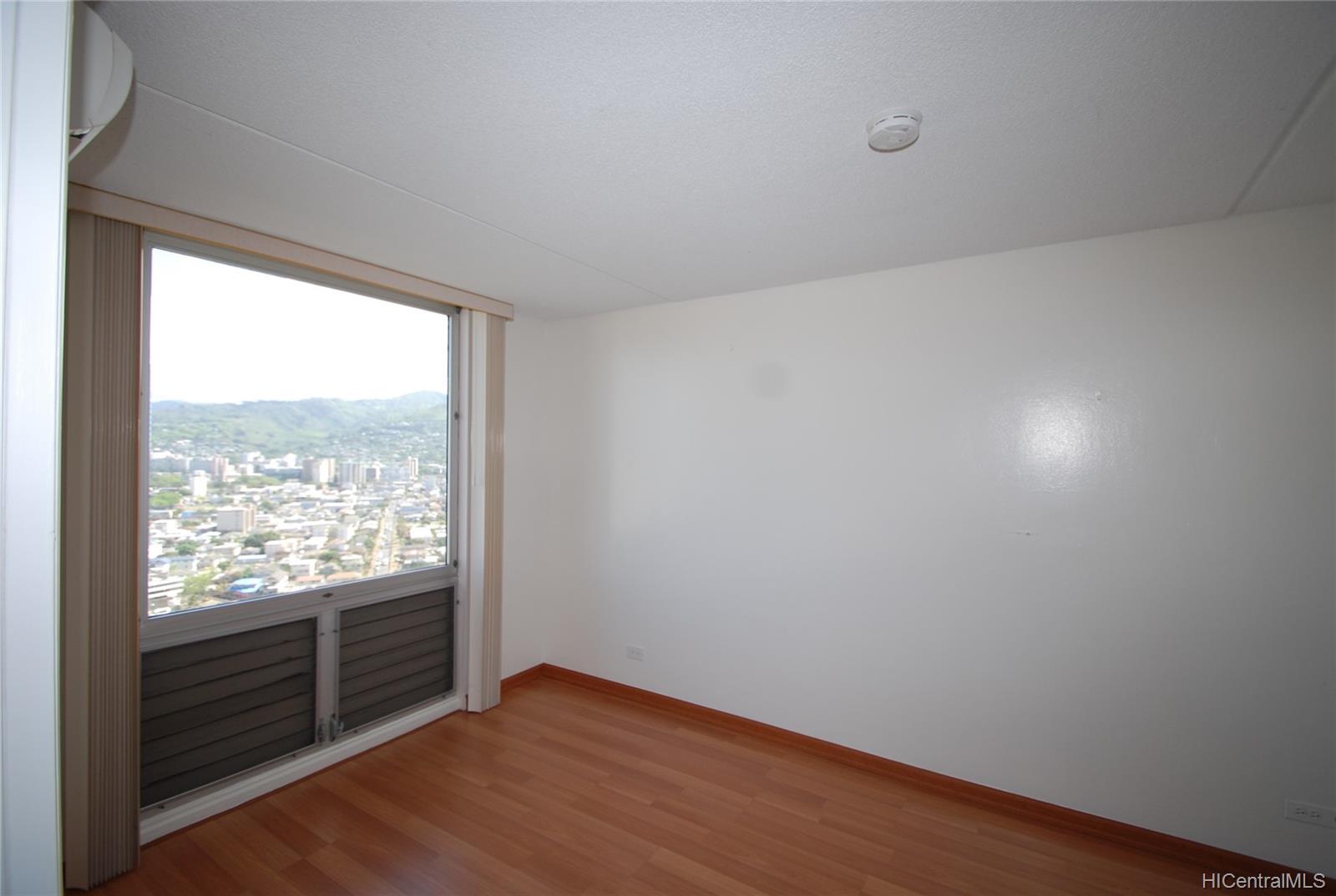 1717 Ala Wai Boulevard #2704, Honolulu, HI 96815