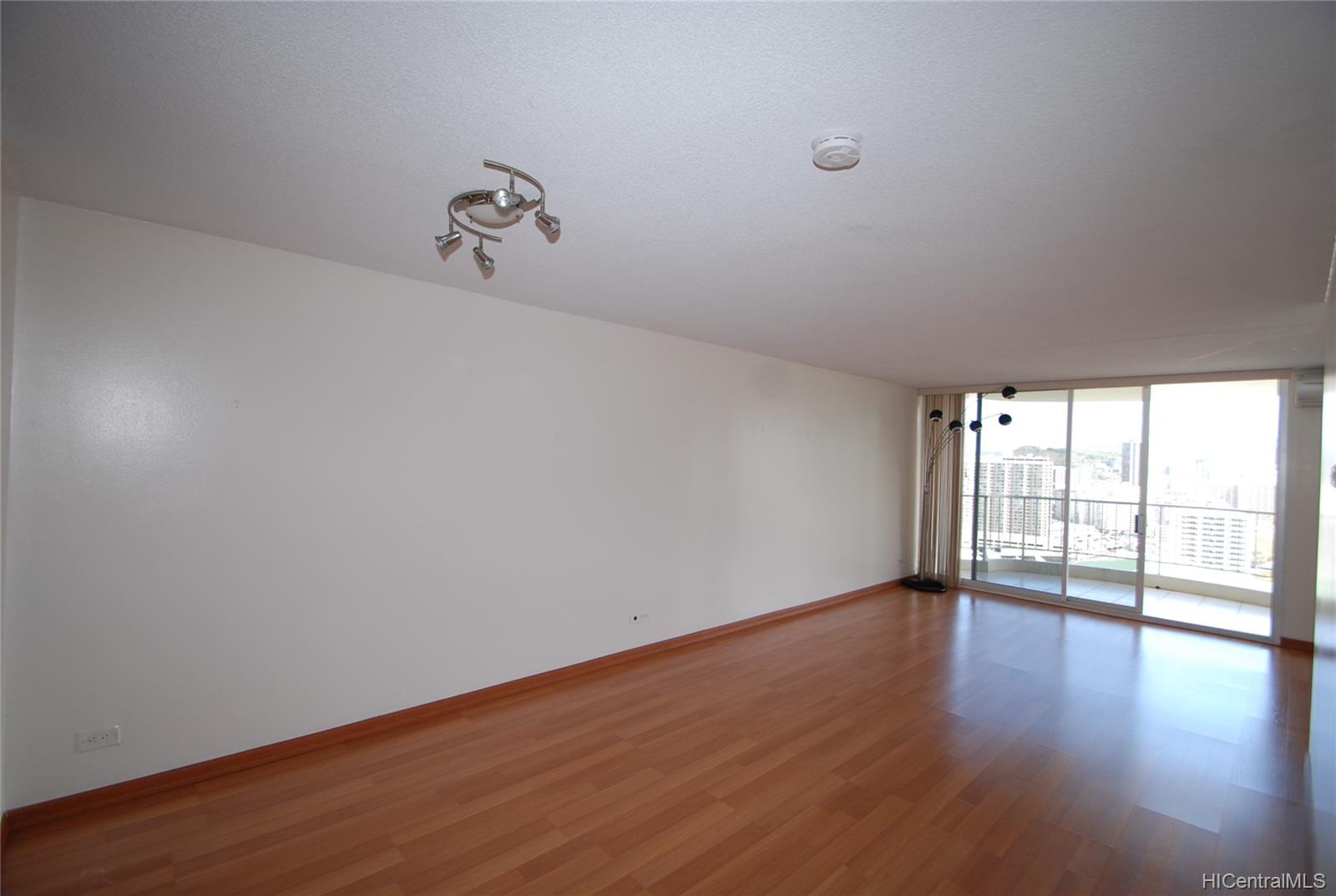 1717 Ala Wai Boulevard #2704, Honolulu, HI 96815