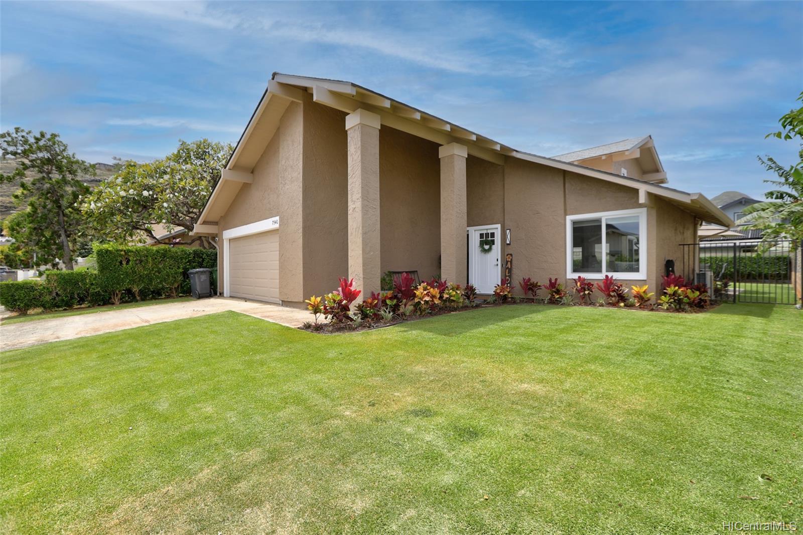 7540 Mokunoio Place Honolulu, HI 96825