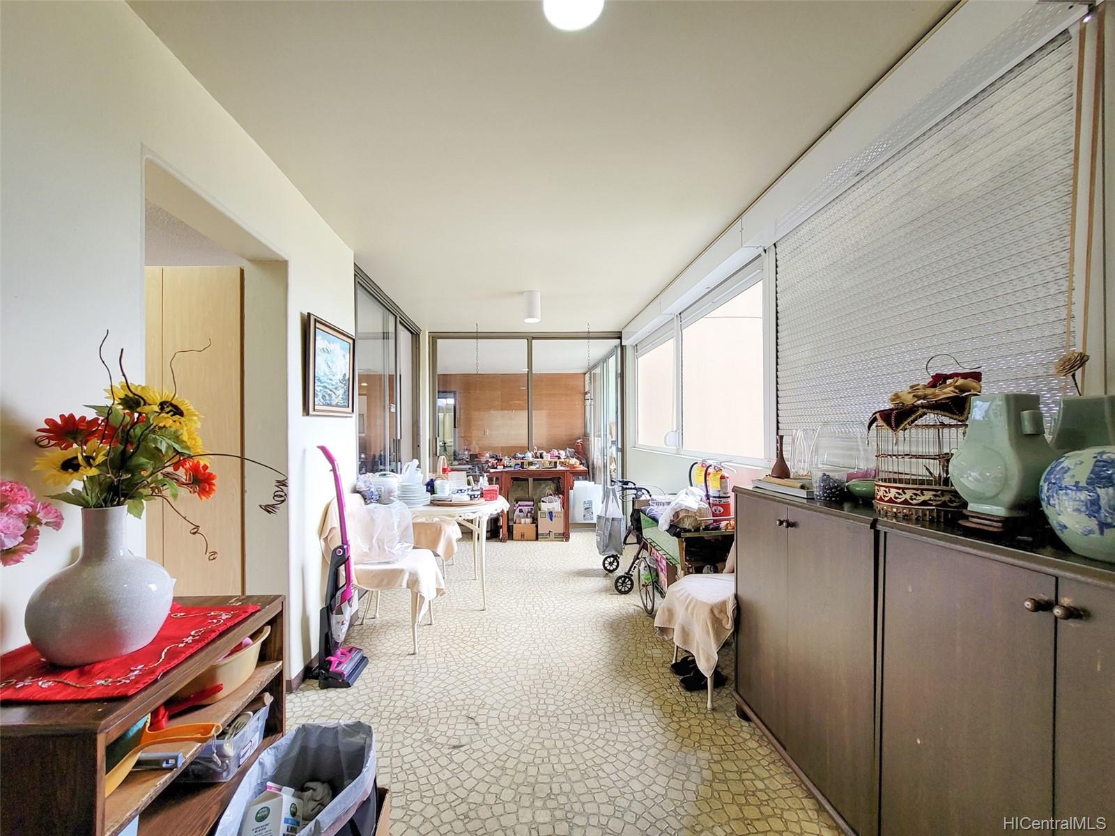 2033 Nuuanu Avenue #21C, Honolulu, HI 96817