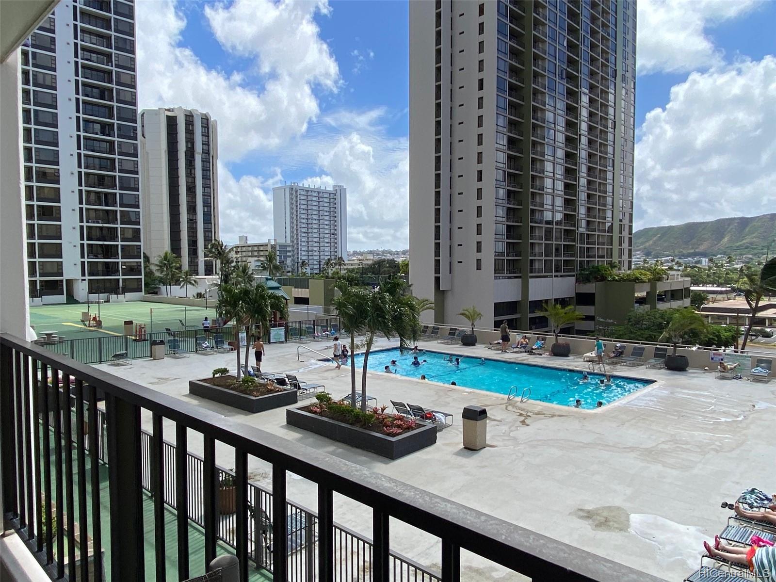 201 Ohua Avenue #T-1 713 (Makai), Honolulu, HI 96815